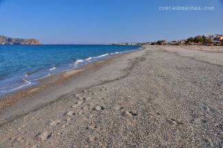 Пляж Платаняс