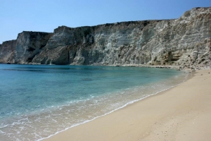 Παραλία Χιλιαδερφιά στο Κουφονήσι