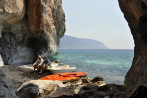 Caves in Marble beaches