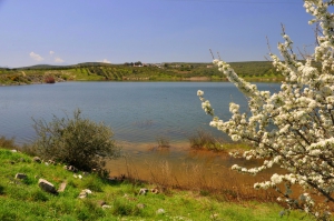 Ini Dam Lake
