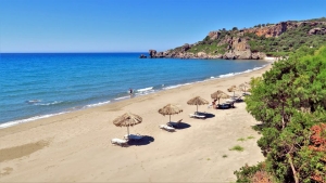 Polirizos Strand