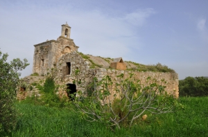 Παναγία Καθολική στα Τρία Μοναστήρια