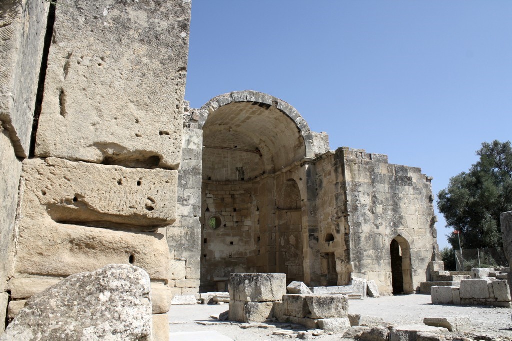 The temple of Saint Titus The temple of Saint Titus