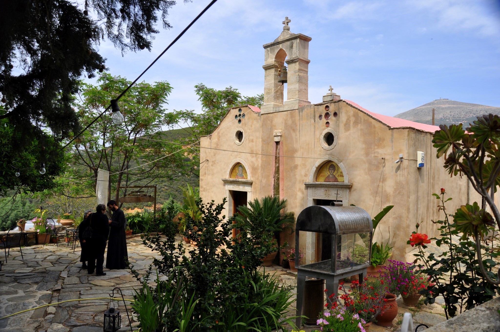 Место монастырь святой
