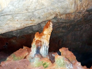 Pelekita Höhle