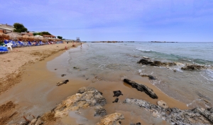 Пляж Каламаки (Галатас)