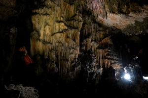 Arkalospilios Höhle