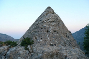 Sougia Pyramid near Moni