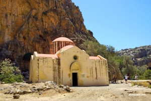 Ναός Αγίου Αντωνίου στο Αγιοφάραγγο