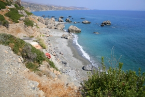 Pirgos beach, Kerames
