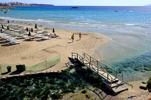 Almiros beach in Agios Nikolaos